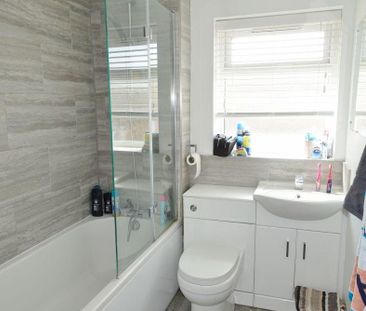 2 bedroom terraced house to rent - Photo 6