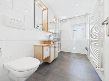 CHARMING, WITH OWN AIR CONDITIONING - Foto 5