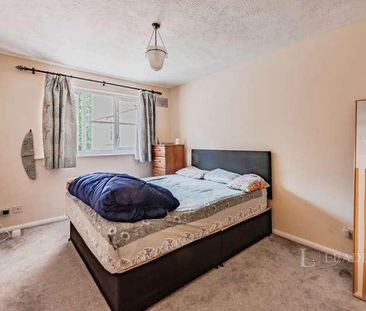 Dakin Close, Maidenbower, Crawley, West Sussex, RH10 - Photo 5