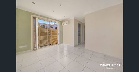 MODERN GRANNY FLAT with undercover Parking - Photo 2