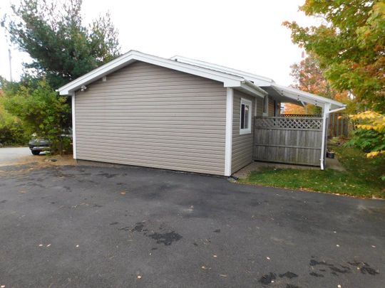 FOR RENT – 5 Tidewater Lane, Dartmouth, Nova Scotia - Photo 1