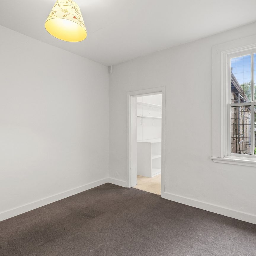 Split Level Two Bedroom Terrace - Photo 1