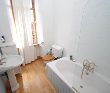 2 bedroom flat to rent - Photo 6