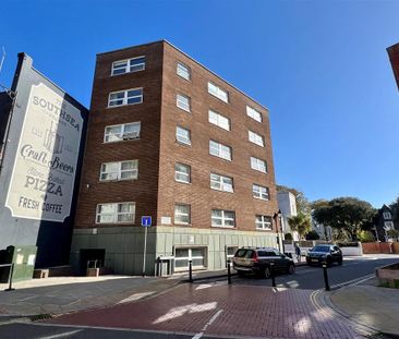 1 bedroom flat to rent - Photo 3