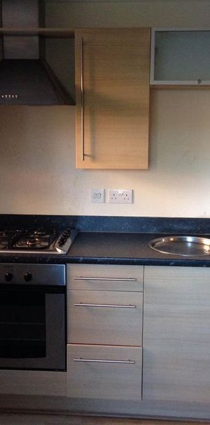 3 Moore, Woodlands Village, Sandal - Photo 1