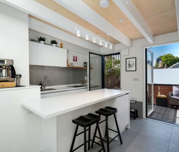 28 Valentia Parade, North Circular Road, Dublin 7 - Photo 3