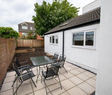 7 bedroom semi-detached house to rent - Photo 6