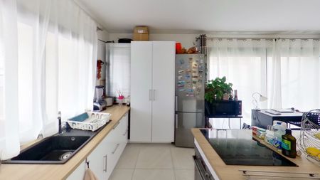 Location Maison 4 pièces 108m² - Photo 2