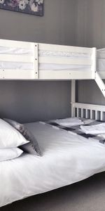 2 bedroom end of terrace house to rent - Photo 3