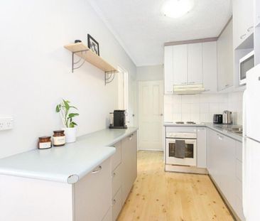 3 / 15 Gilmore Street, West Wollongong, NSW 2500 - Photo 2
