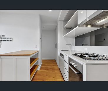 108/2 Tweed Street, Hawthorn, Vic 3122 - Photo 4