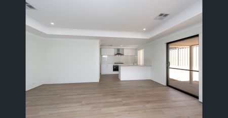 BRAND NEW FAMILY HOME! - Photo 2