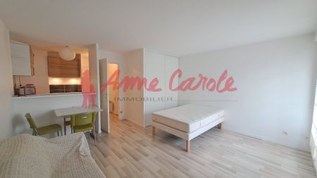 LOCATION STUDIO MEUBLE AVEC BALCON 740€cc - Photo 2