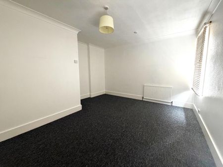 2 bedroom property to rent - Photo 2