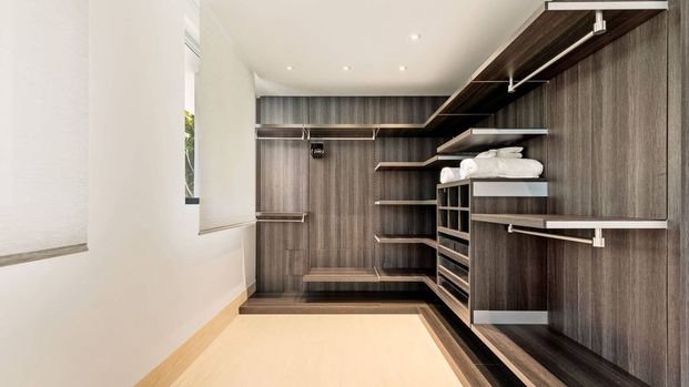 6 bedroom luxury Villa for rent in Sierra Blanca, Spain - Photo 1