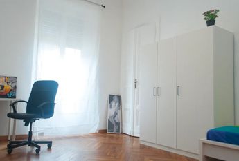 Via Aldo Barbaro, Turin, Piedmont 10143