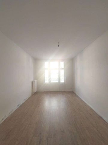 2-Zimmer-Altbau mit Balkon wartet auf neue Mieter! - Photo 3