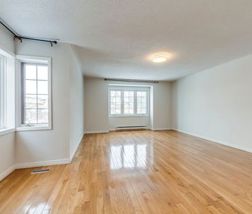 For Lease - 5492 Haddon Hall Road, Mississauga, Ontario - Photo 2