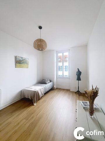 PAU - Bel Appartement T3 meublé entièrement rénové - avec parking et cave - Photo 4