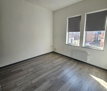 2 bed Apartment for Rent - Photo 6