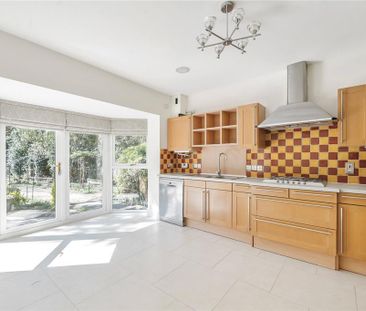 5 bedroom end of terrace house to rent - Photo 4