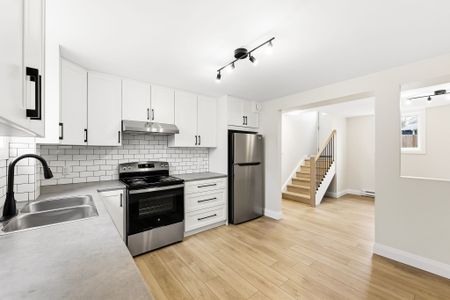 For Lease - 164 Dixon Drive Unit# Lower, Quinte West, Ontario - Photo 2
