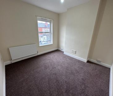 2 Bedroom Terraced House - Photo 6