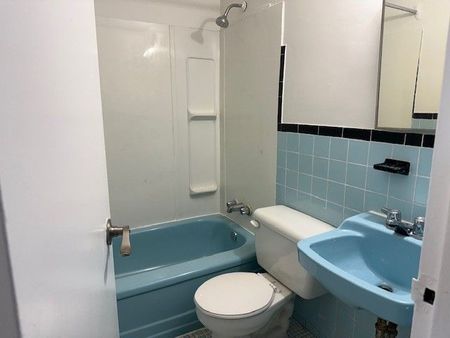 For Lease - 357 Wilson Road Unit# 218, Oshawa, Ontario - Photo 3