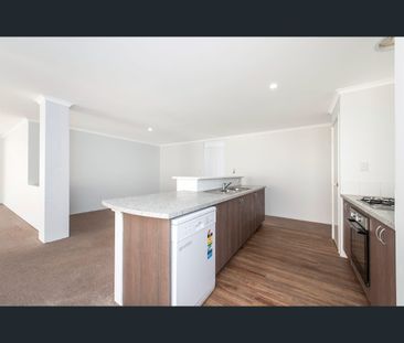 15 Crusoe Link, Secret Harbour, WA 6173 - Photo 4