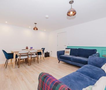 3 bedroom end of terrace house to rent - Photo 3