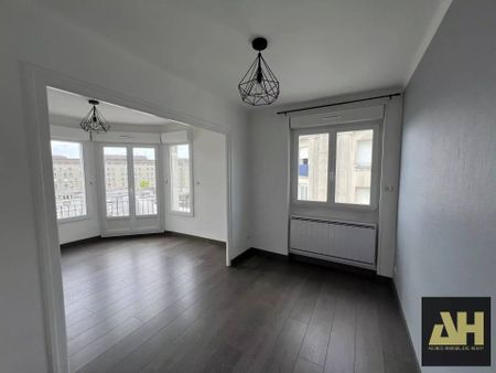 FAC DE MEDECINE - APPARTEMENT T3 AU DERNIER ETAGE -PETITE VUE MER - BALCON - Photo 2