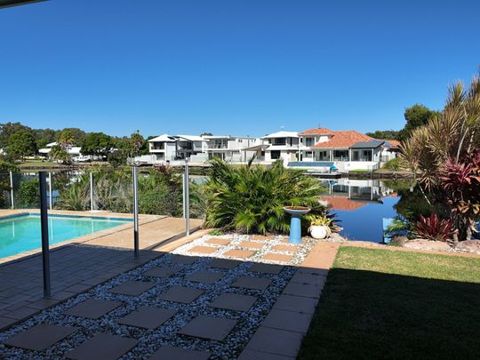 Fortnightly house cleaning included! - Photo 1