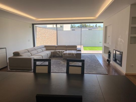 Moradia T3 em Porto - Foto 1