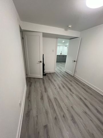 For Lease - 3 Cox Crescent Unit# BASEMENT, Brampton, Ontario - Photo 3