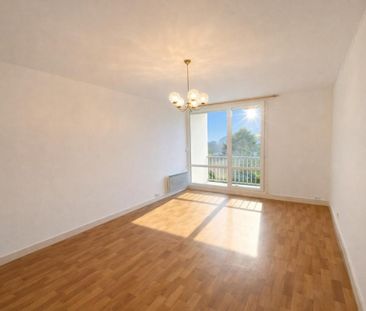 Location Appartement 3 pièces 68m² CHATEAUBRIANT 44110 - Photo 3