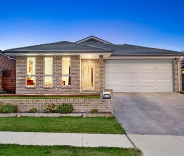 Beautiful Family Home! - Photo 1