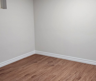 For Lease - 14 Farmington Bsmt Crescent, Toronto, Ontario - Photo 6