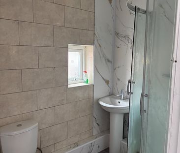 2 Bed Flat, Sparkhill, B11 - Photo 5