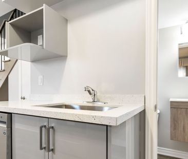 For Lease - 646 Lansdowne Avenue Unit# 4, Toronto, Ontario - Photo 6