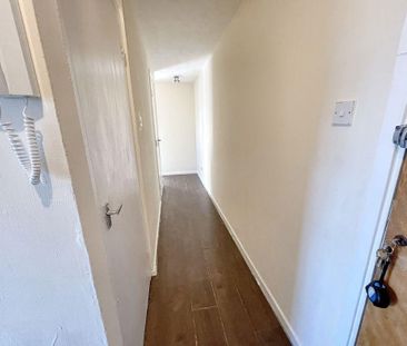 2 bed apartment to rent in NE12 - Photo 4