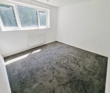 5 bedroom property to rent - Photo 4
