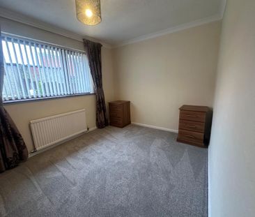 2 bedroom semi-detached bungalow to rent - Photo 2