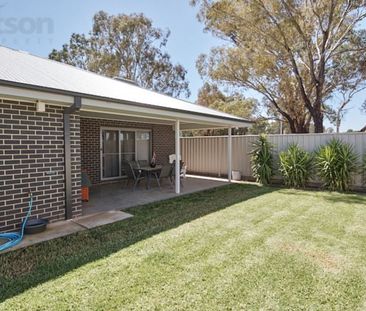 1/20 St Pauls Place Gobbagombalin NSW - Photo 5