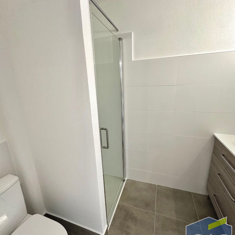 Location Appartement 1 pièce 43m² - Photo 1