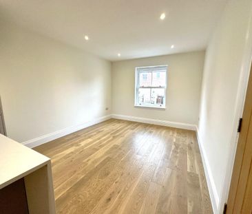 Windmill Hill, Hailsham, East Sussex - Photo 2