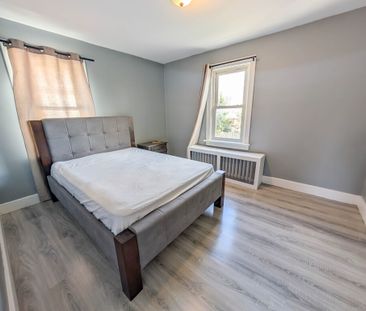 Fully Detached 3 Bedroom House in Welland! - Photo 6