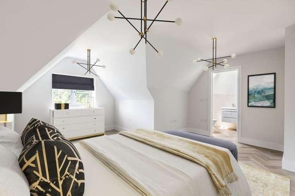 West Byfleet, Surrey, KT14 - Photo 1