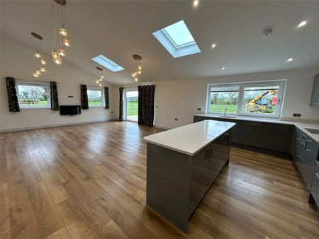 Field Road, High Ham, Langport, Somerset, TA10 - Photo 3