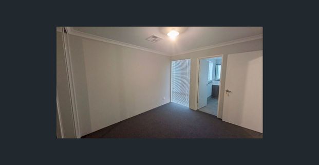 BRAND-NEW & COSY PROPERTY with EASY ACCESS to all AMENITIES! Rossmoyne School Zone! - Photo 1