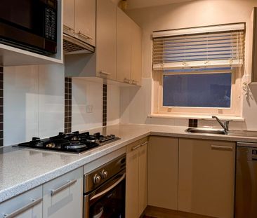 Conveniently Located Family Home - Photo 6